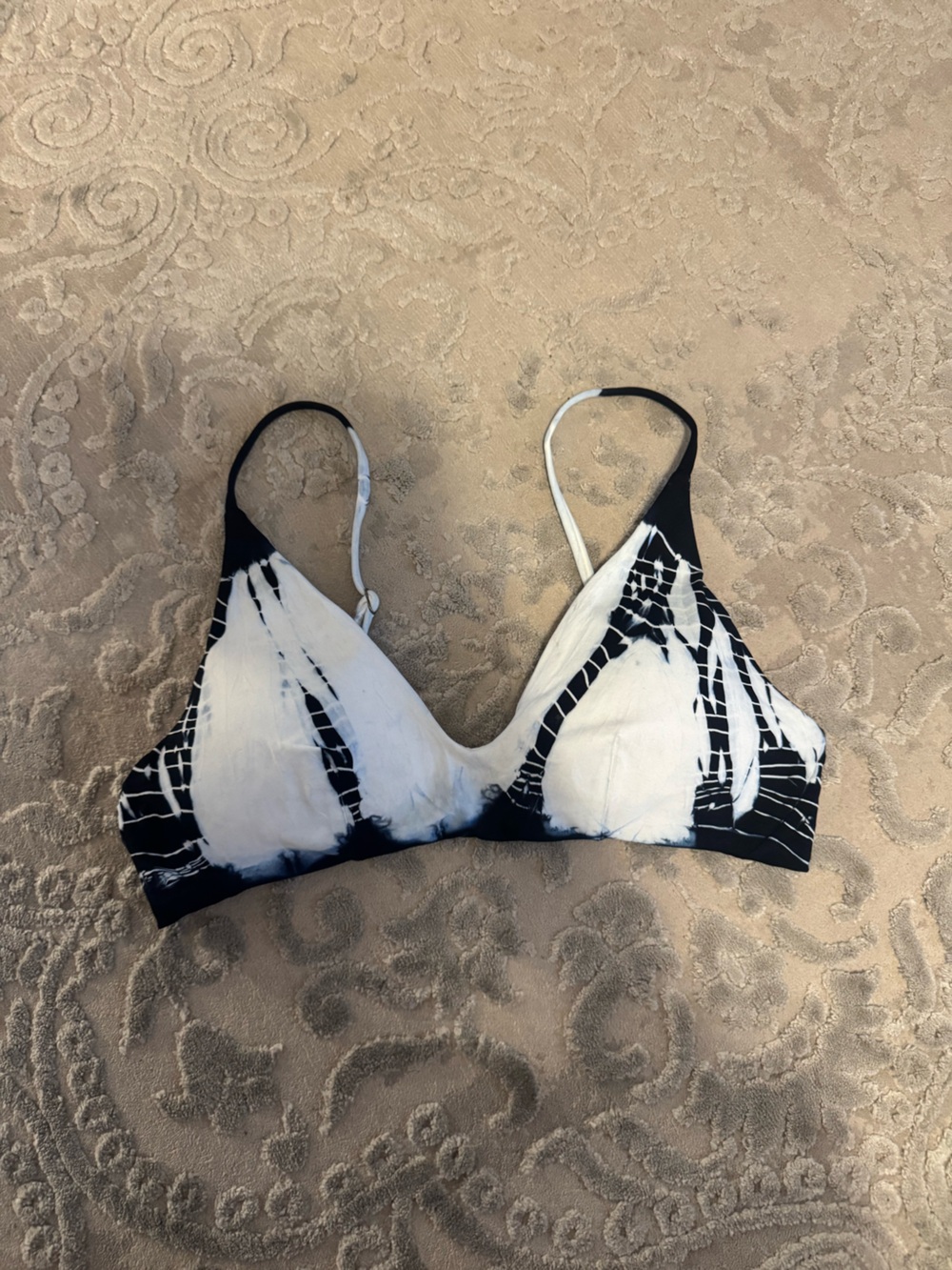 Maaji bikini top size large